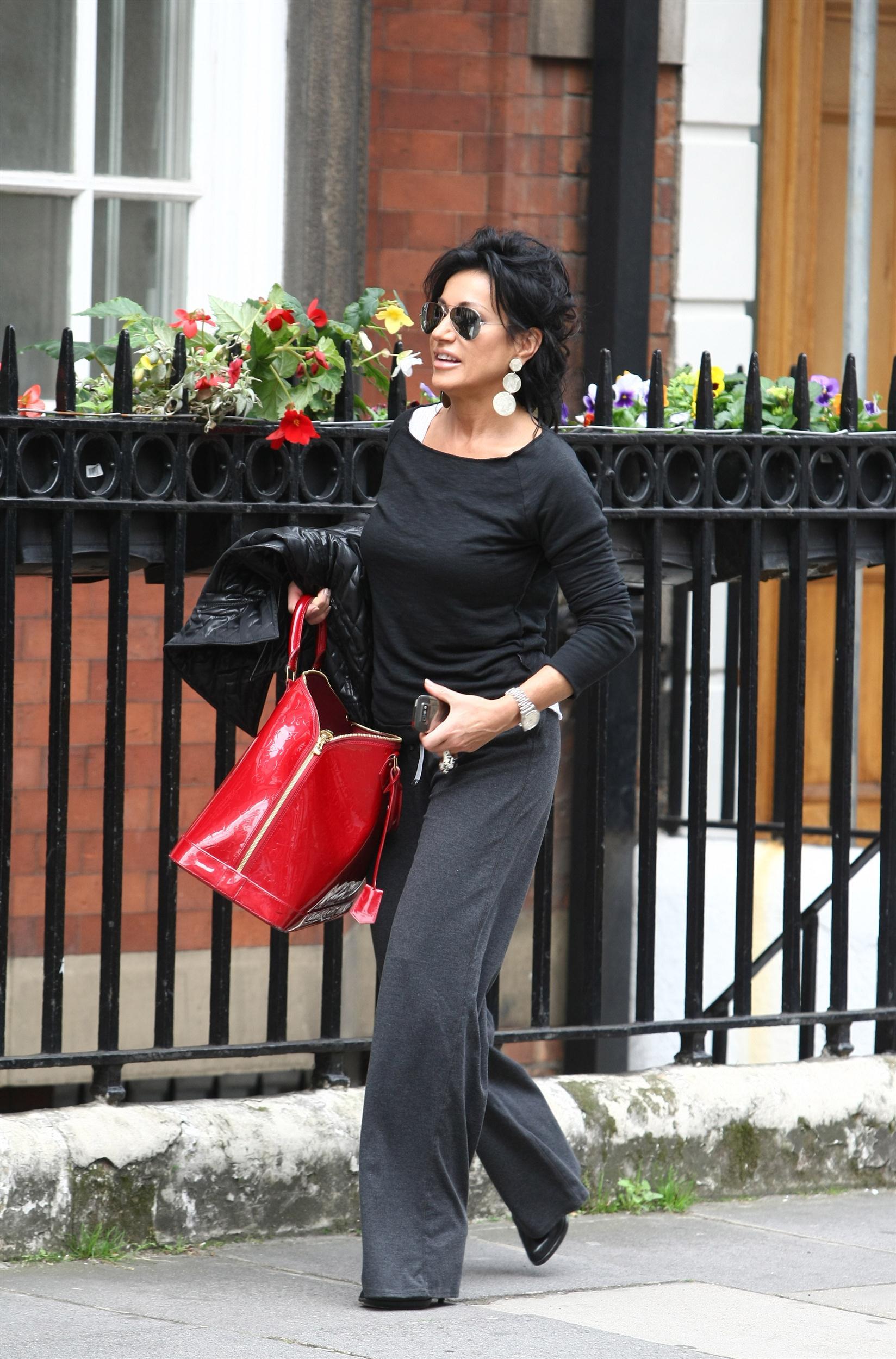 Nancy Dell'Olio is seen leaving a medical building on Harley Street | Picture 101263